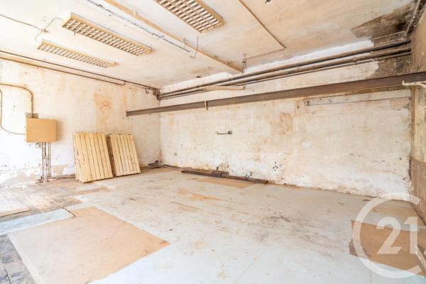 Appartement Atelier D'Artiste à vendre  2 pièces - 45,56 m 2   PARIS  - 75011