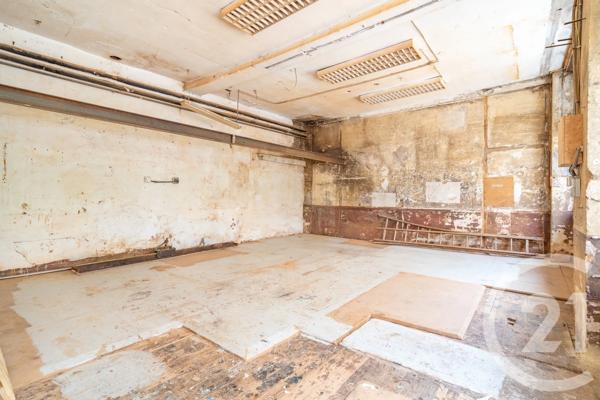 Appartement Atelier D'Artiste à vendre  2 pièces - 45,56 m 2   PARIS  - 75011