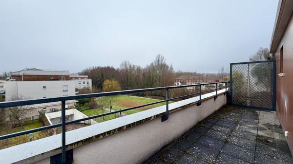 Appartement Corbeil Essonnes 2 pièce(s) 39.85 m2