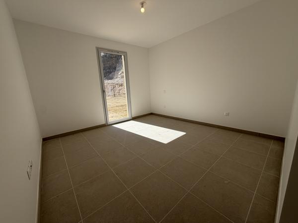 Appartement neuf T4 de 87m2 avec 150m2 de jardin