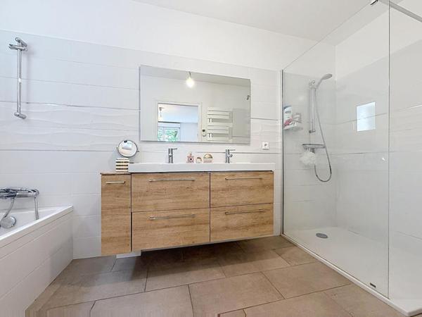 Gaia, une maison familiale de 166 m² à Theix-Noyalo, à proximité de Vannes