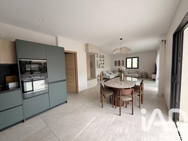 Maison à vendre 5 pièces 168 m² Pélissanne