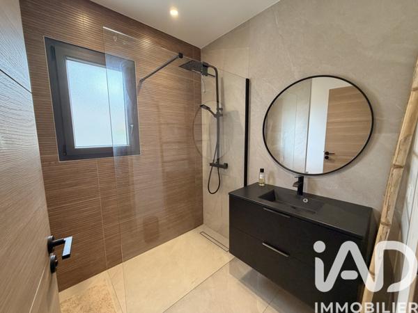 Maison à vendre 5 pièces 168 m² Pélissanne