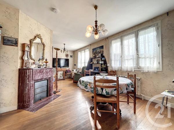 Maison à vendre  4 pièces - 77,78 m 2   NANGIS  - 77