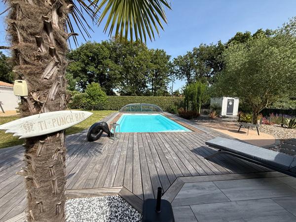 Maison Coex 6 pièce(s) 141.55 m2