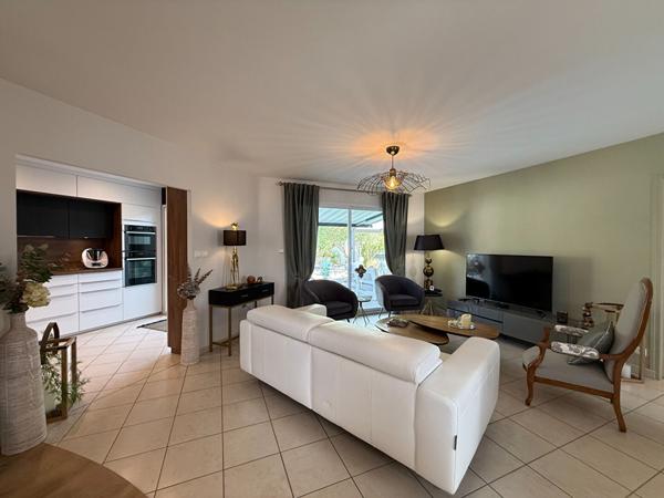 Maison Coex 6 pièce(s) 141.55 m2