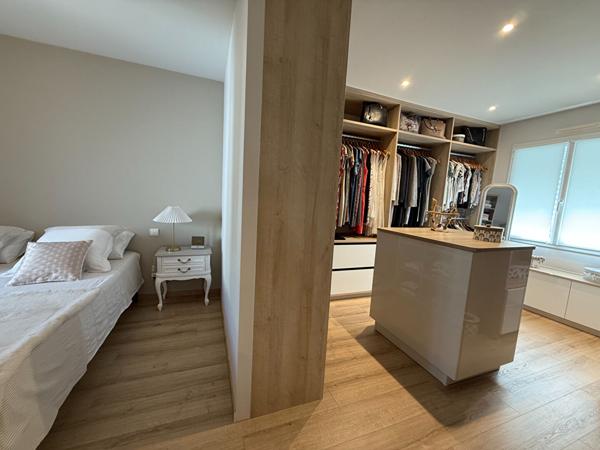 Maison Coex 6 pièce(s) 141.55 m2