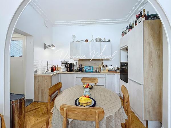 Nice Libération, 3 pièces rénové de 68m2 en rez de jardin