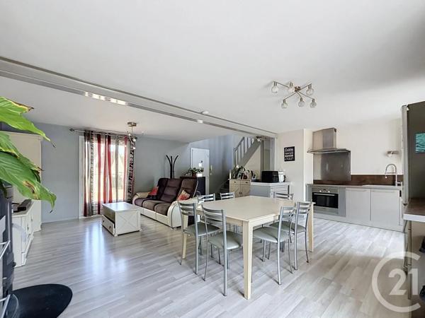 Maison à vendre  6 pièces - 116 m 2   CHARTRES  - 28