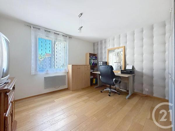 Maison à vendre  6 pièces - 116 m 2   CHARTRES  - 28