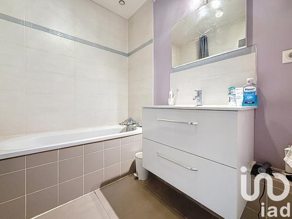 Immeuble à vendre 440 m² Guitrancourt