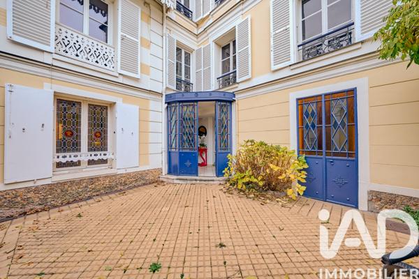 Maison à vendre 10 pièces 298,5 m² Verrières-le-Buisson