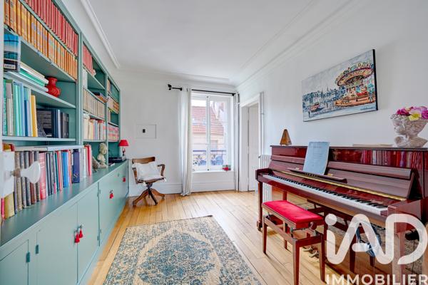 Maison à vendre 10 pièces 298,5 m² Verrières-le-Buisson