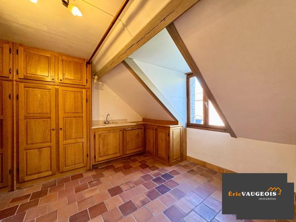 Coulommiers (77120) Maison 140 m², Grange, Terrain 1000 m²