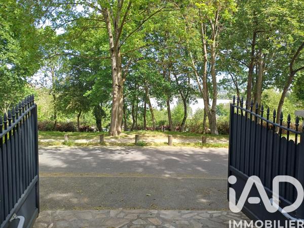 Maison à vendre 8 pièces 244 m² Viry-Châtillon
