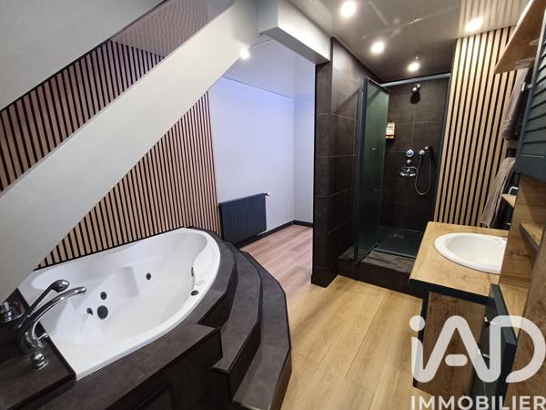 Maison à vendre 8 pièces 244 m² Viry-Châtillon
