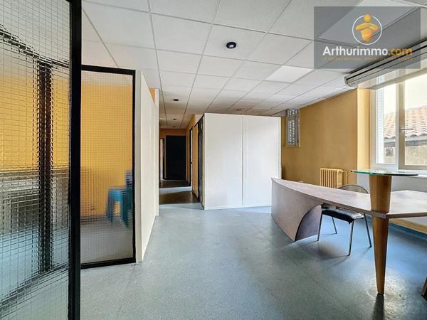 Location Local commercial 7 pièces 117 m2 à Bourgoin-Jallieu