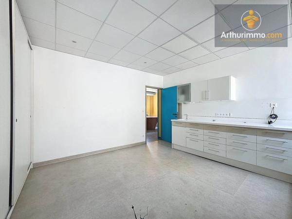 Location Local commercial 7 pièces 117 m2 à Bourgoin-Jallieu