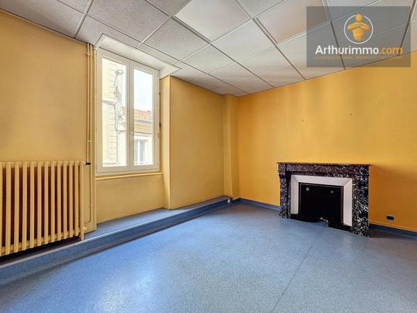 Location Local commercial 7 pièces 117 m2 à Bourgoin-Jallieu