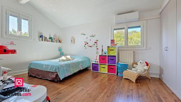 Maison  9 Pièces de 290M2 terrain de 1906m2