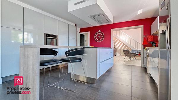 Maison  9 Pièces de 290M2 terrain de 1906m2