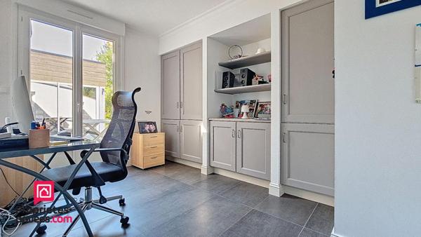 Maison  9 Pièces de 290M2 terrain de 1906m2