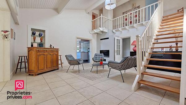 Maison  9 Pièces de 290M2 terrain de 1906m2