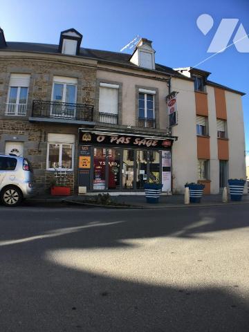 Immeuble à usage commercial et d'habitation