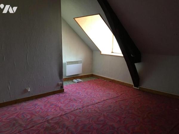 Immeuble à usage commercial et d'habitation