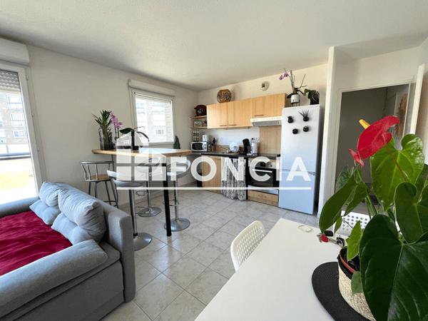 Location Appartement 2 pièces 50.32 m² - 142 RUE HENRI VENIARD St Georges Des Groseillers 61100
