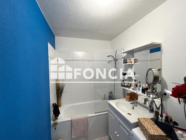 Location Appartement 2 pièces 50.32 m² - 142 RUE HENRI VENIARD St Georges Des Groseillers 61100