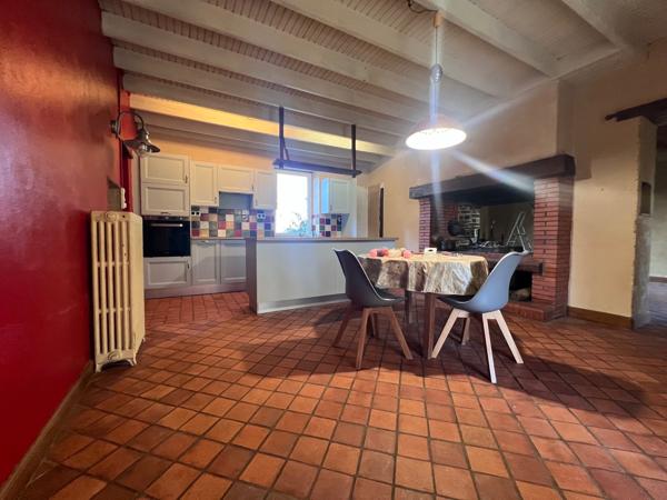 Maison à vendre 300 000 € Lozon 11 p 208,3 m² DPE C