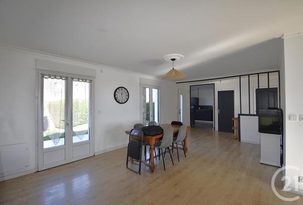 Maison à vendre  7 pièces - 110,96 m2 AHUILLE - 53