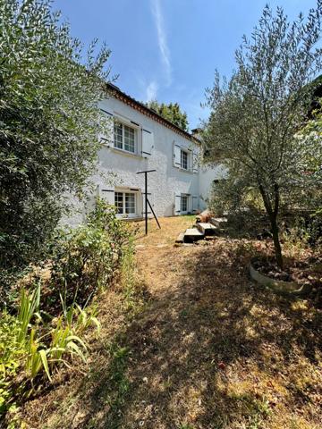 Maison 6 pièce(s) 3 chambre(s) 144 m²
