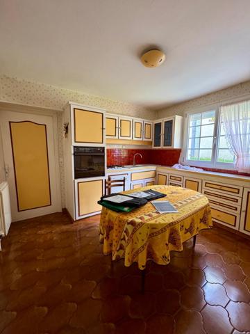 Maison 6 pièce(s) 3 chambre(s) 144 m²