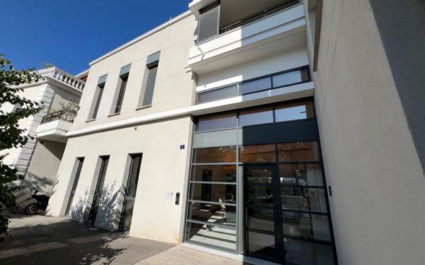 Appartement à vendre    1 pièce • 38,90 m2 Avignon