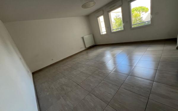 Appartement à vendre    1 pièce • 38,90 m2 Avignon