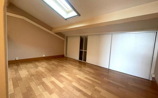 Appartement à vendre    3 pièces • 31 m2 La Seyne-sur-Mer