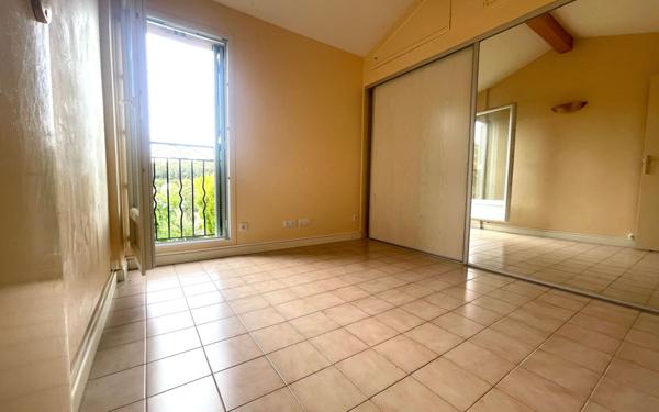 Appartement à vendre    3 pièces • 31 m2 La Seyne-sur-Mer