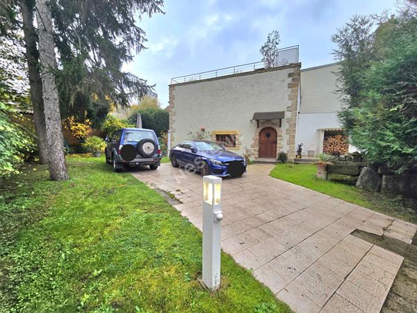 Maison Rosny Sous Bois 210 m2 demeure en plein centre ville proche gare RER E Rosny sous bois et Rosny Bois Perrier centre commercial et Metro