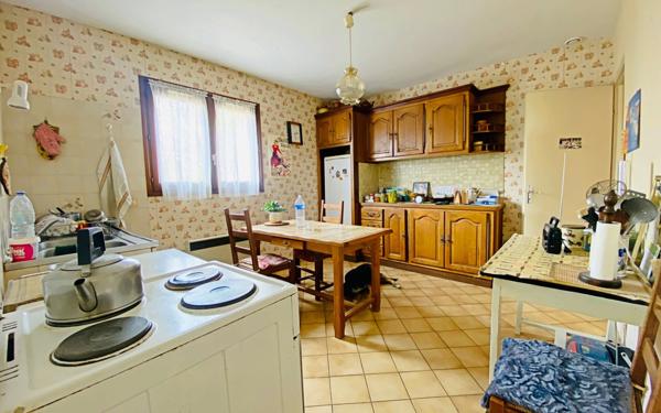 Maison à vendre    4 pièces • 180 m2 Saubens