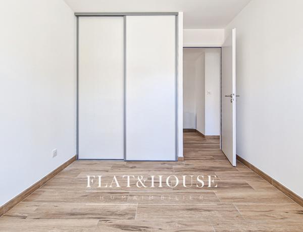 Maison
                                                                                                                                                                                                                                                                                                                        3 pièce(s)                                                                                                                                                                                                          2 chambre(s)                                                                                                                                                                                                          52  m²