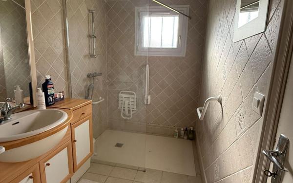 Maison à vendre    7 pièces • 160 m2 Saint-Denis-en-Val