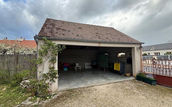 Maison à vendre    7 pièces • 160 m2 Saint-Denis-en-Val