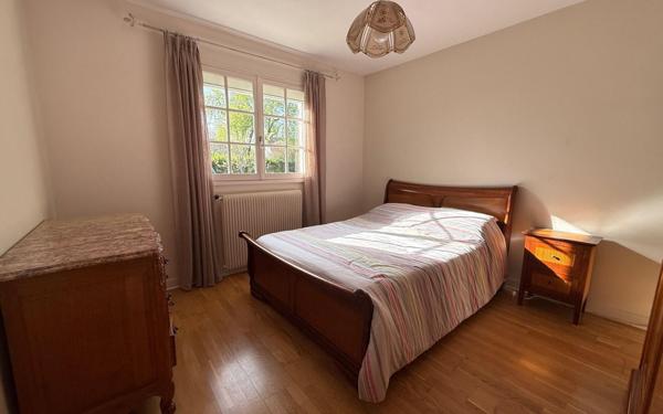 Maison à vendre    7 pièces • 160 m2 Saint-Denis-en-Val