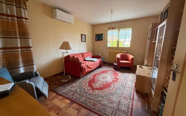 Maison à vendre    7 pièces • 160 m2 Saint-Denis-en-Val