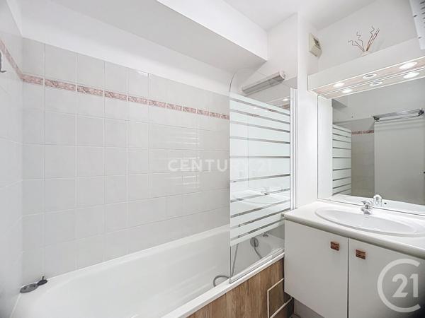 Appartement F2 à vendre  2 pièces - 45,33 m2 NOISY LE GRAND - 93