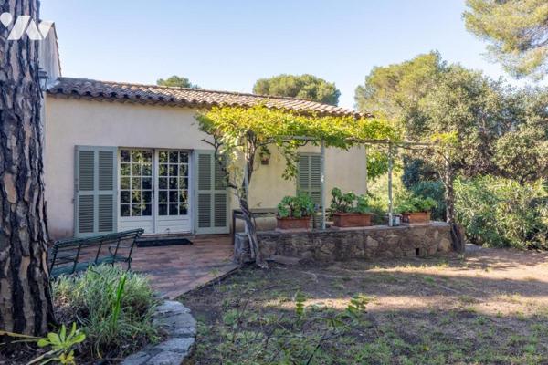 Propriété bâtie Saint Tropez / Parc des Salins
