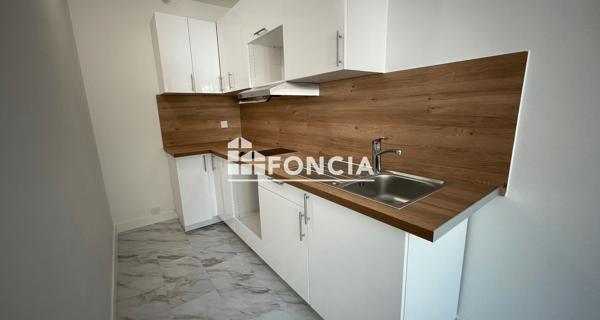 Location Studio 42.9 m² - Paris 75016