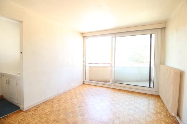 Appartement 1 pièce à vendre à Massy - Vieux Massy, idéal primo-accédant